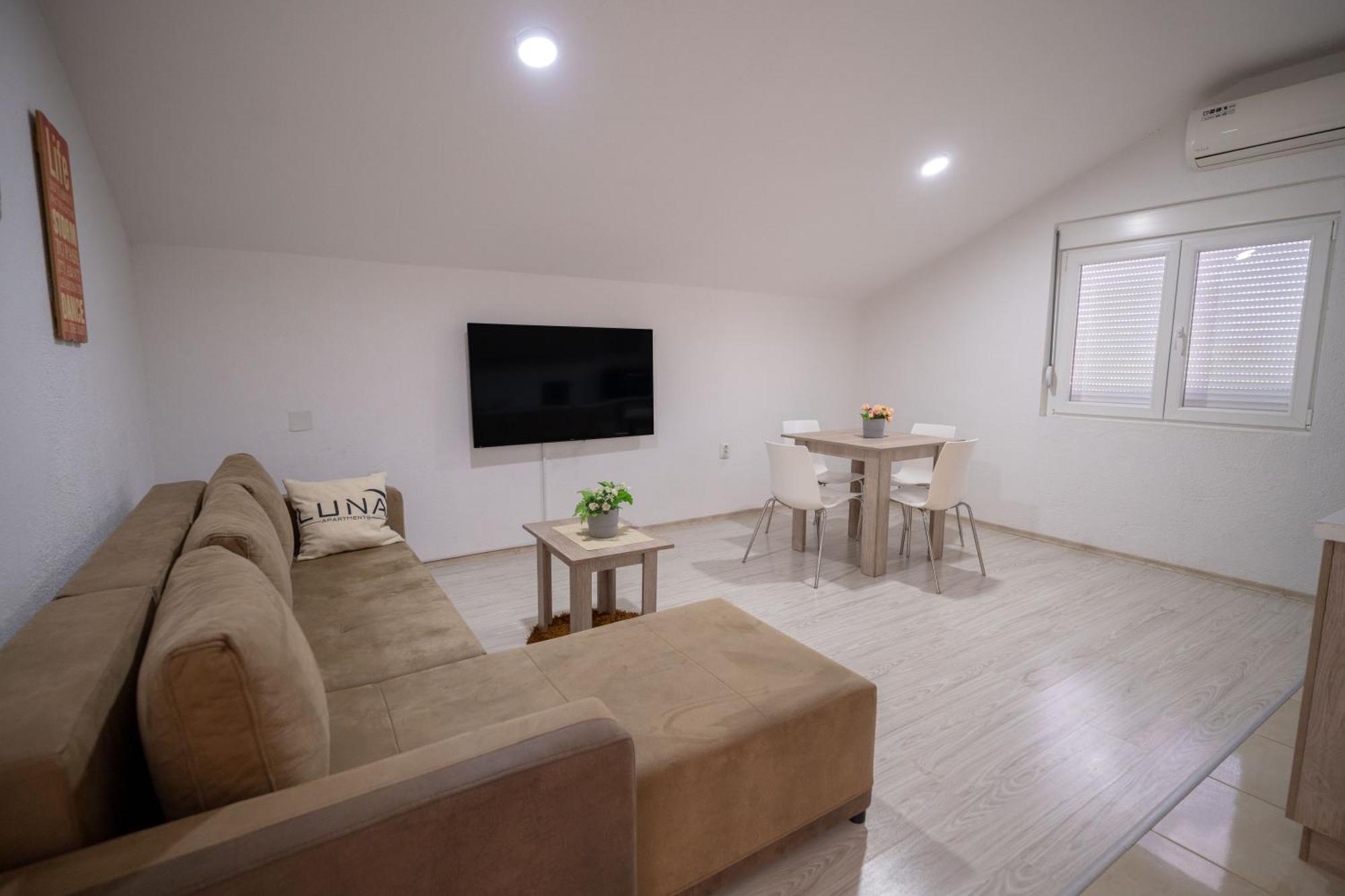 Luna Apartments Gevgelija Luaran gambar